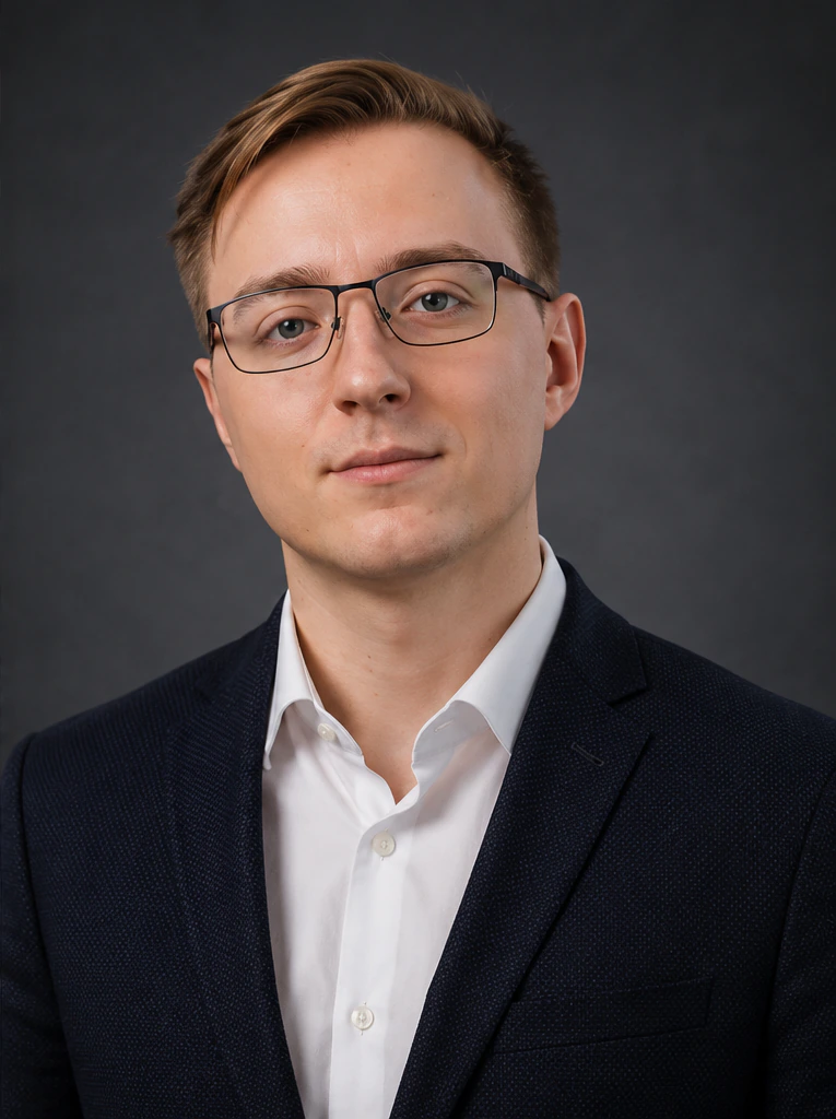 Никита
Подколзин